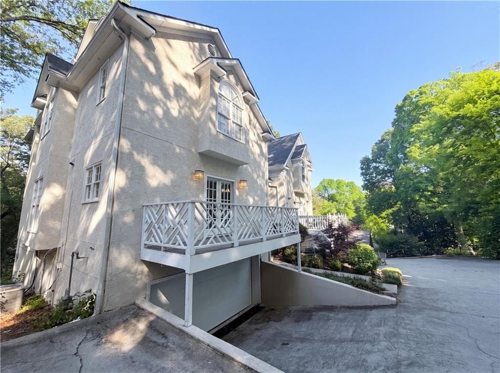3 bedroom, 4 bathroom, 3,256 sq ft single family residence for sale at 1821 Monroe Drive, Atlanta, GA 30324 — photo 6