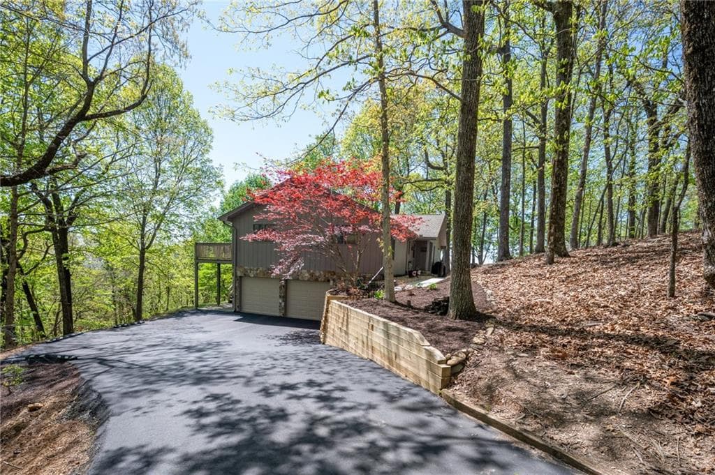 3 bedroom, 3 bathroom, 3,413 sq ft single family residence for sale at 1339 Ridgeview Drive, Big Canoe, GA 30143 — photo 5