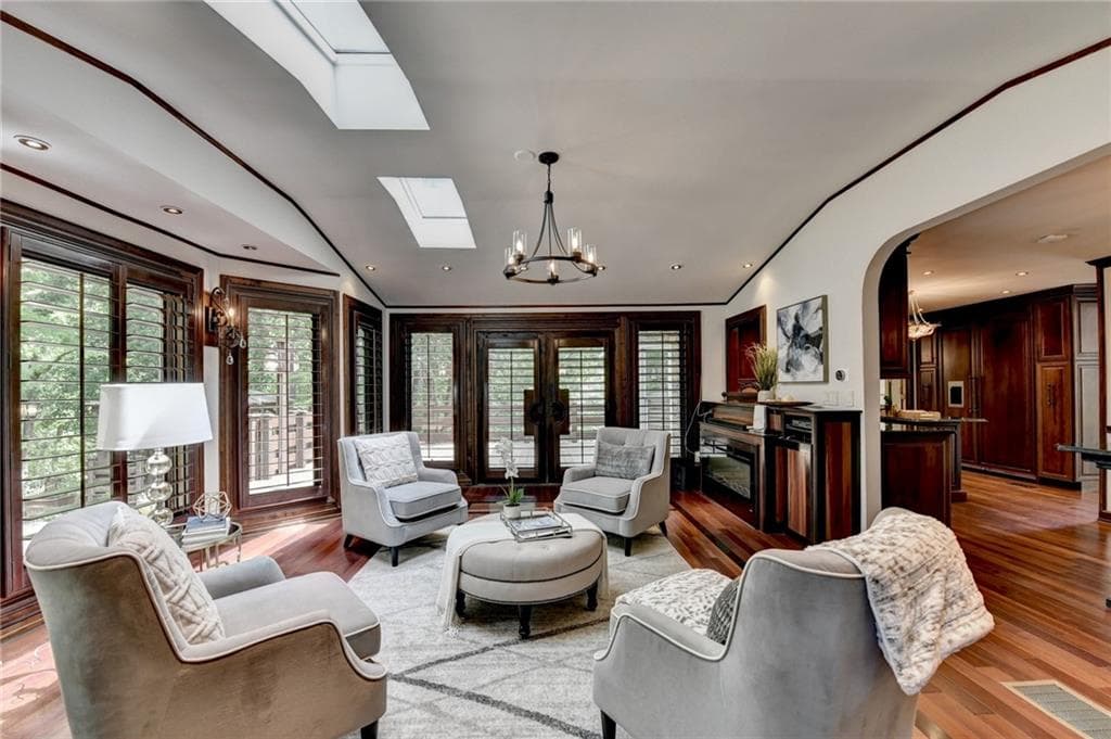 5 bedroom, 3 bathroom, 3,500 sq ft single family residence for sale at 480 Prince Charles Place, Johns Creek, GA 30022 — photo 3