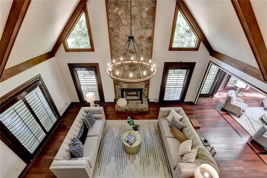 5 bedroom, 3 bathroom, 3,500 sq ft single family residence for sale at 480 Prince Charles Place, Johns Creek, GA 30022 — photo 7