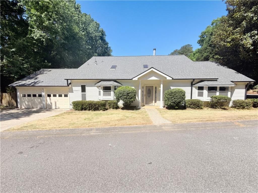 3 bedroom, 3 bathroom, 3,430 sq ft single family residence for sale at 2988 Chipmunk Trail, Marietta, GA 30067