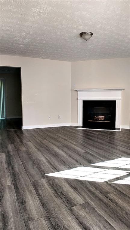4 bedroom, 4 bathroom, 2,423 sq ft single family residence for sale at 429 Village Bluff Drive, Lawrenceville, GA 30046 — photo 5