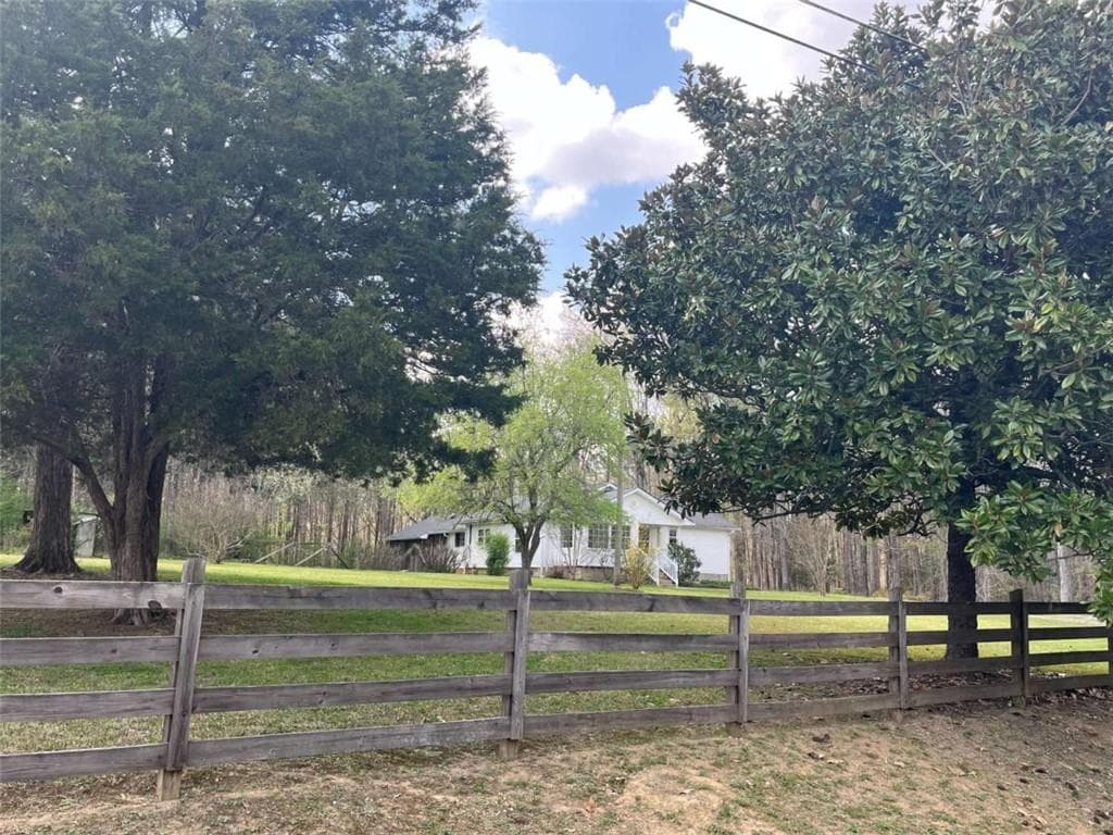 1725 NE Floyd Springs Road, Armuchee, GA 30105 — most recent listing photo