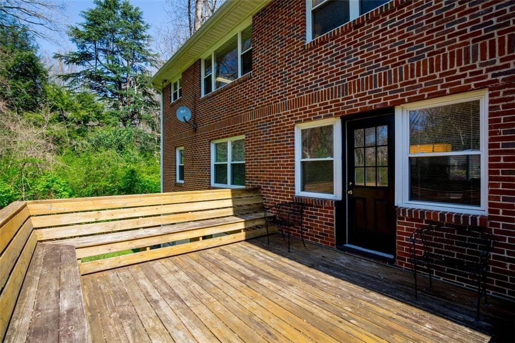 3 bedroom, 2 bathroom, 3,093 sq ft duplex for rent at 1536 Beech Valley Way, Atlanta, GA 30306 for $2,750 a month — photo 5
