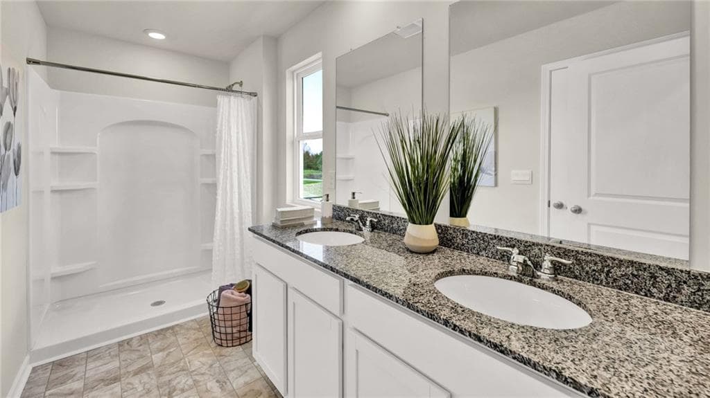 3 bedroom, 3 bathroom, 1,749 sq ft single family residence under contract at 5475 Cypress Circle, College Park, GA 30349 — photo 9