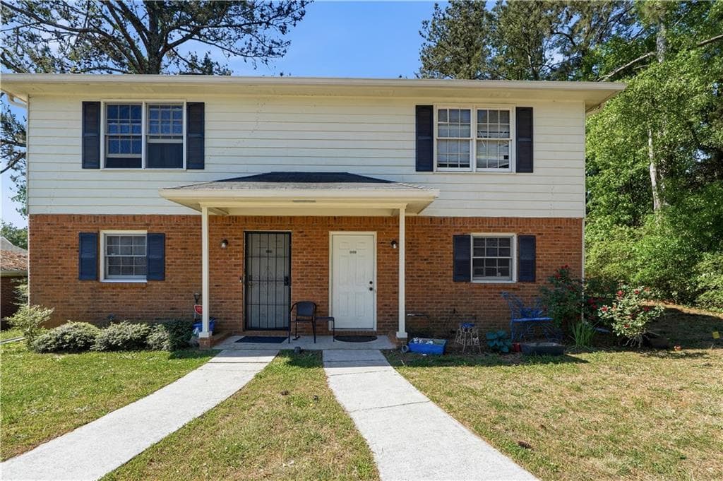 duplex under contract at 1600 Riverside Trail, Conyers, GA 30013 — photo 5