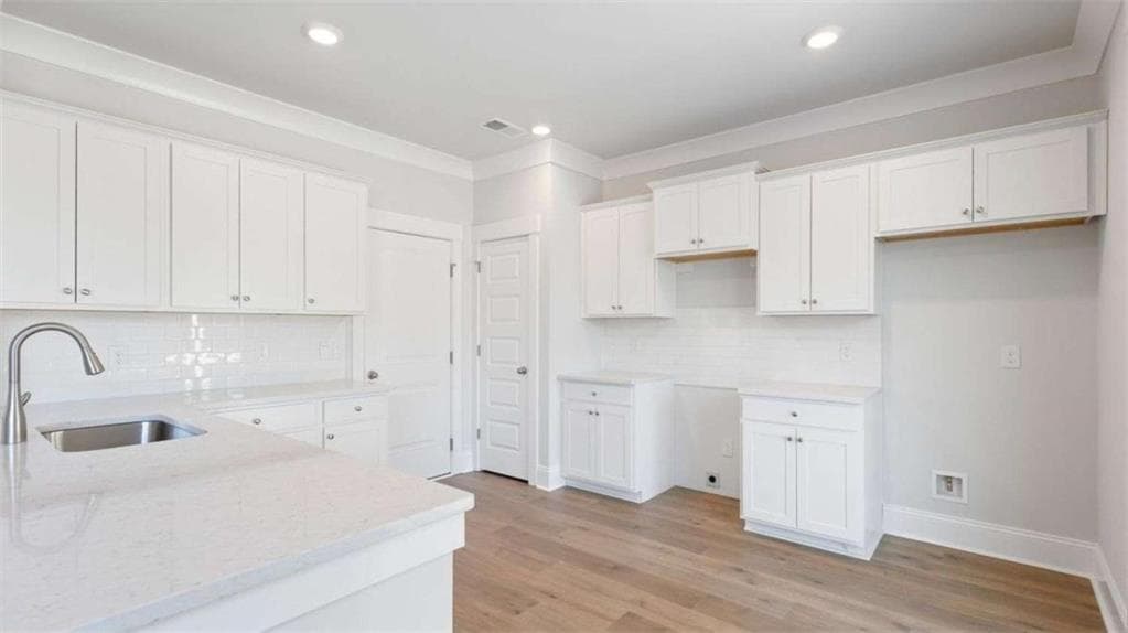 3 bedroom, 3 bathroom, 1,518 sq ft single family residence for sale at 5474 Cypress Circle, South Fulton, GA 30349 — photo 10