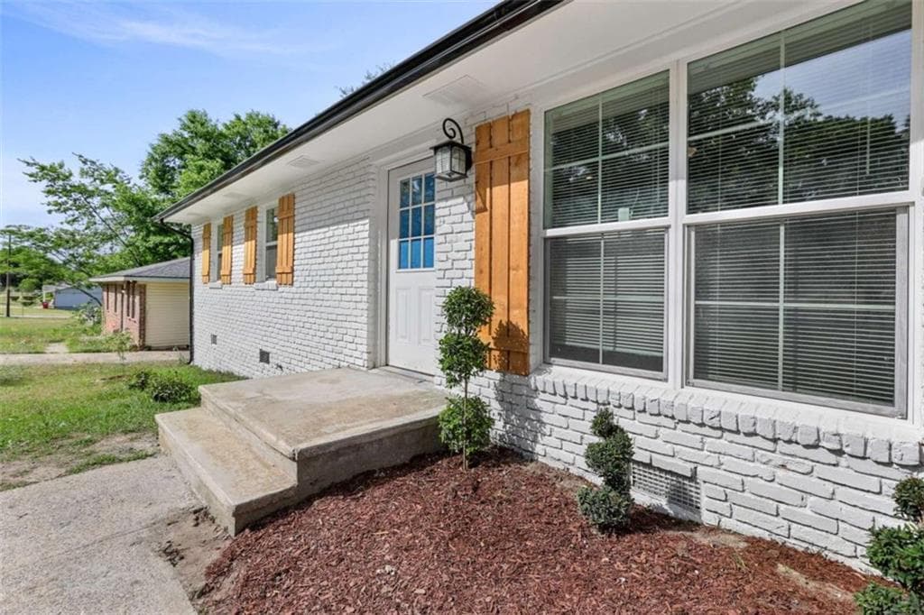 3 bedroom, 2 bathroom, 1,075 sq ft single family residence for sale at 3356 Kings Park Circle, Macon, GA 31217 — photo 5
