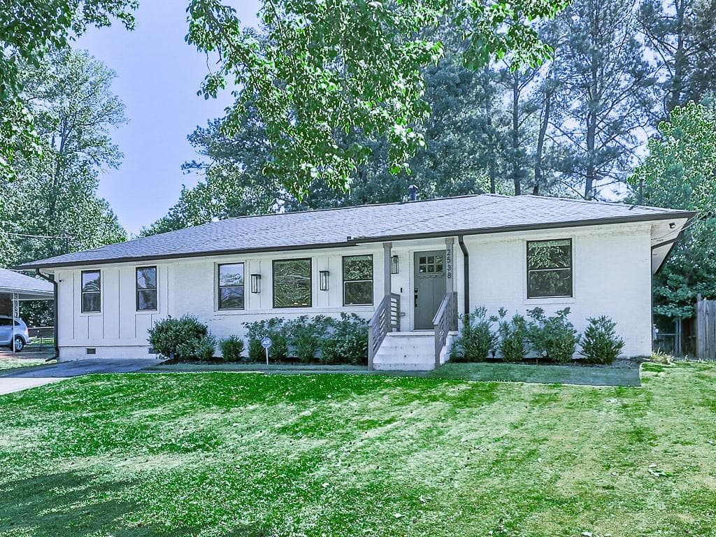 3 bedroom, 2 bathroom, 1,700 sq ft single family residence for sale at 2538 Boulder Road, Atlanta, GA 30316 — photo 2