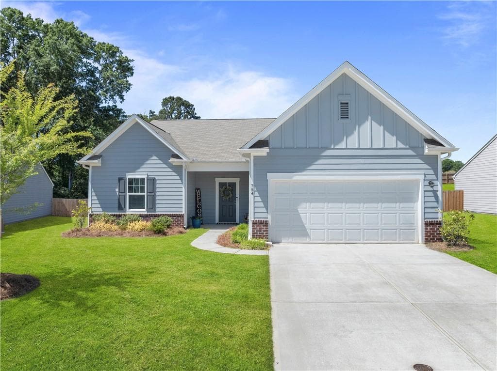 4 bedroom, 3 bathroom, 2,205 sq ft single family residence sold at 754 Bentwater Way, Hoschton, GA 30548