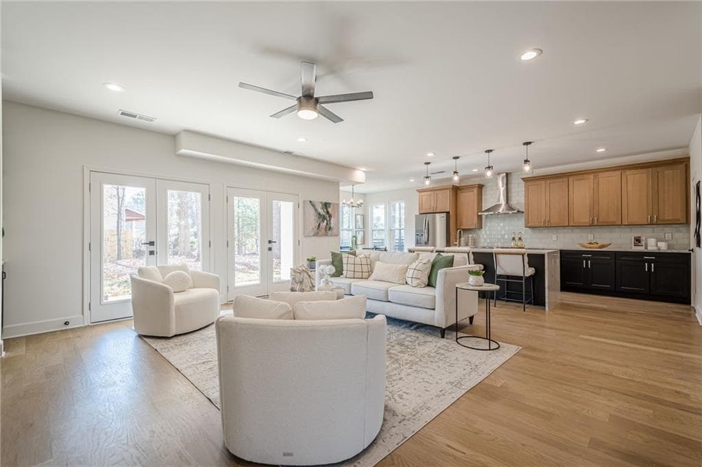 5 bedroom, 4 bathroom, 3,322 sq ft single family residence for sale at 5249 Moon Road, Powder Springs, GA 30127 — photo 8