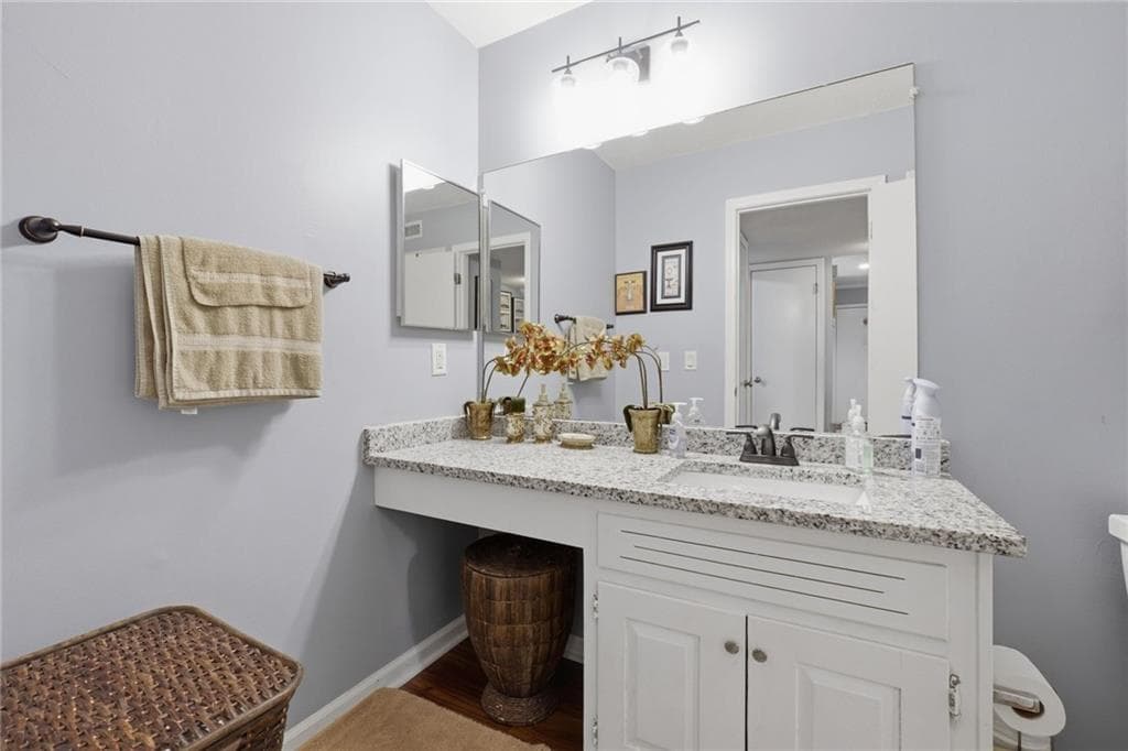 4 bedroom, 2 bathroom, 1,697 sq ft condominium under contract at 9 Willowick Drive, Lithonia, GA 30038 — photo 9
