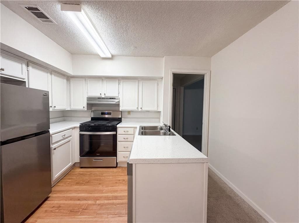 2 bedroom, 2 bathroom, 1,132 sq ft condominium for sale at 573 Cobblestone Trail, Avondale Estates, GA 30002 — photo 6