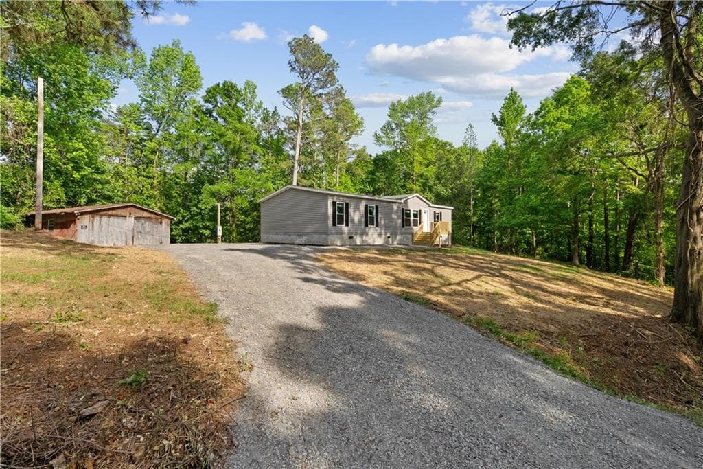 3 bedroom, 2 bathroom, 1,456 sq ft single family residence sold at 120 James Street, Resaca, GA 30735