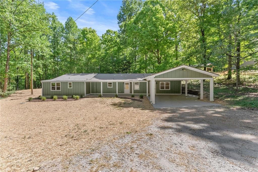 4575 Settingdown Road, Cumming, GA 30041 — most recent listing photo