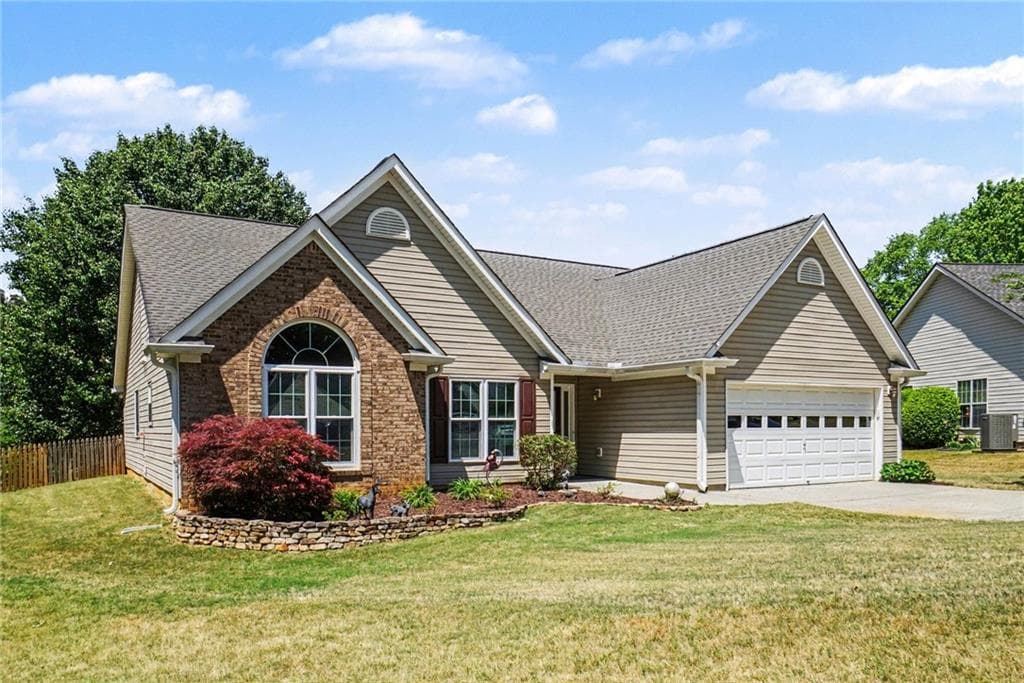 4003 McPherson Drive, Acworth, GA 30101 — most recent listing photo
