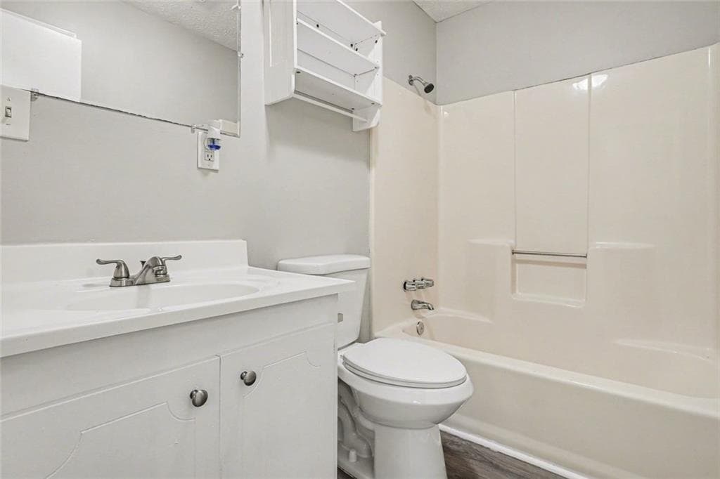 3 bedroom, 2 bathroom, 1,200 sq ft single family residence for sale at 342 Laurel Lane, Stockbridge, GA 30281 — photo 9