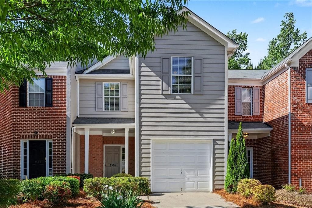3 bedroom, 3 bathroom, 1,576 sq ft townhouse sold at 1589 River Main Court, Lawrenceville, GA 30046