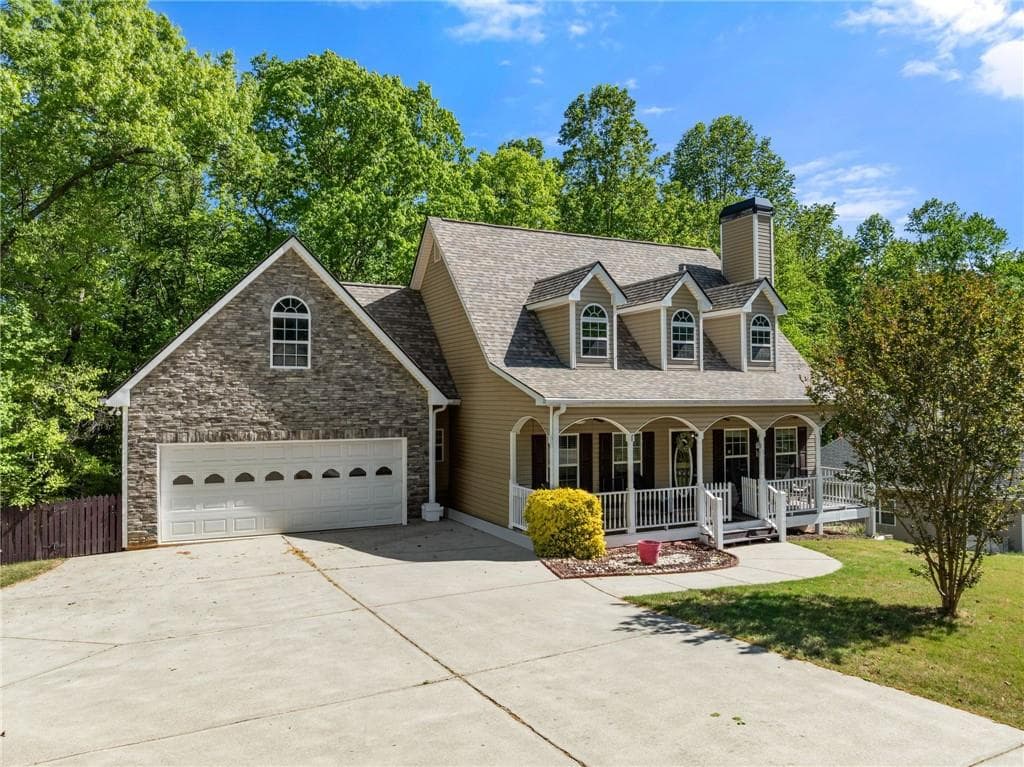 4 bedroom, 3 bathroom, 2,864 sq ft single family residence under contract at 95 Oak Creek Way, Dawsonville, GA 30534 — photo 3