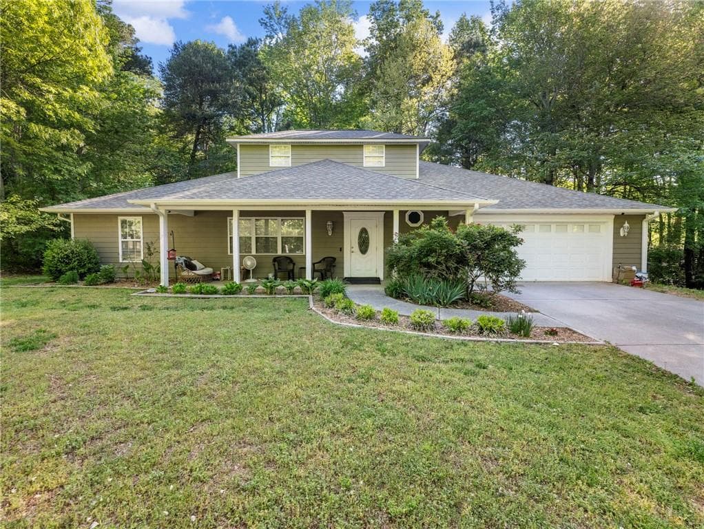 9160 Lakeside Way, Gainesville, GA 30506 — most recent listing photo