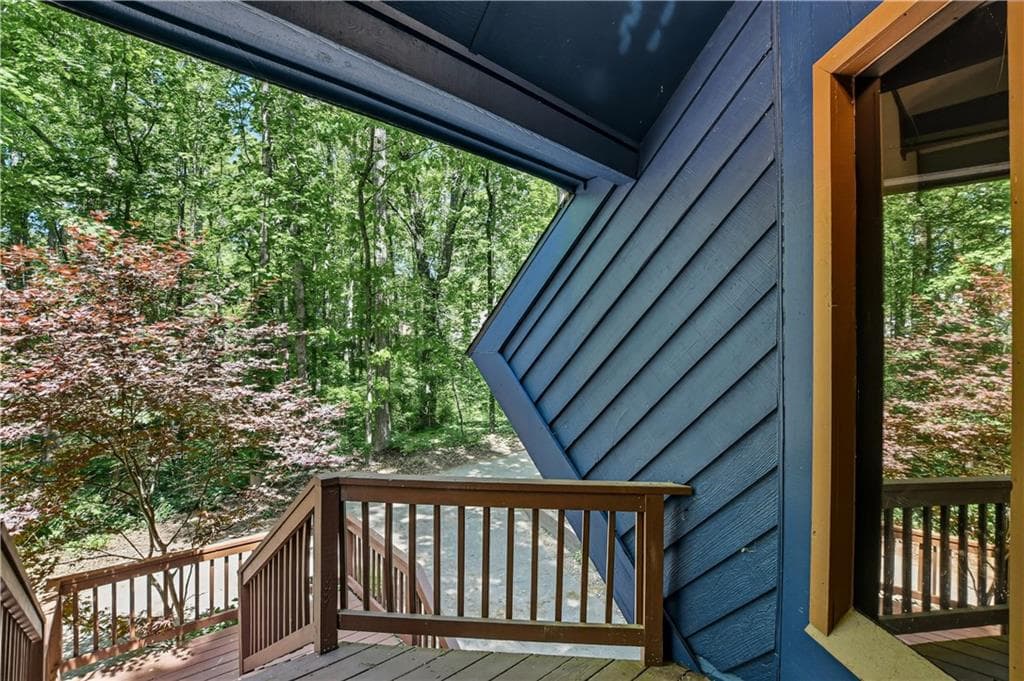 4 bedroom, 3 bathroom, 2,594 sq ft single family residence for sale at 2965 Pond View Court, Marietta, GA 30062 — photo 7