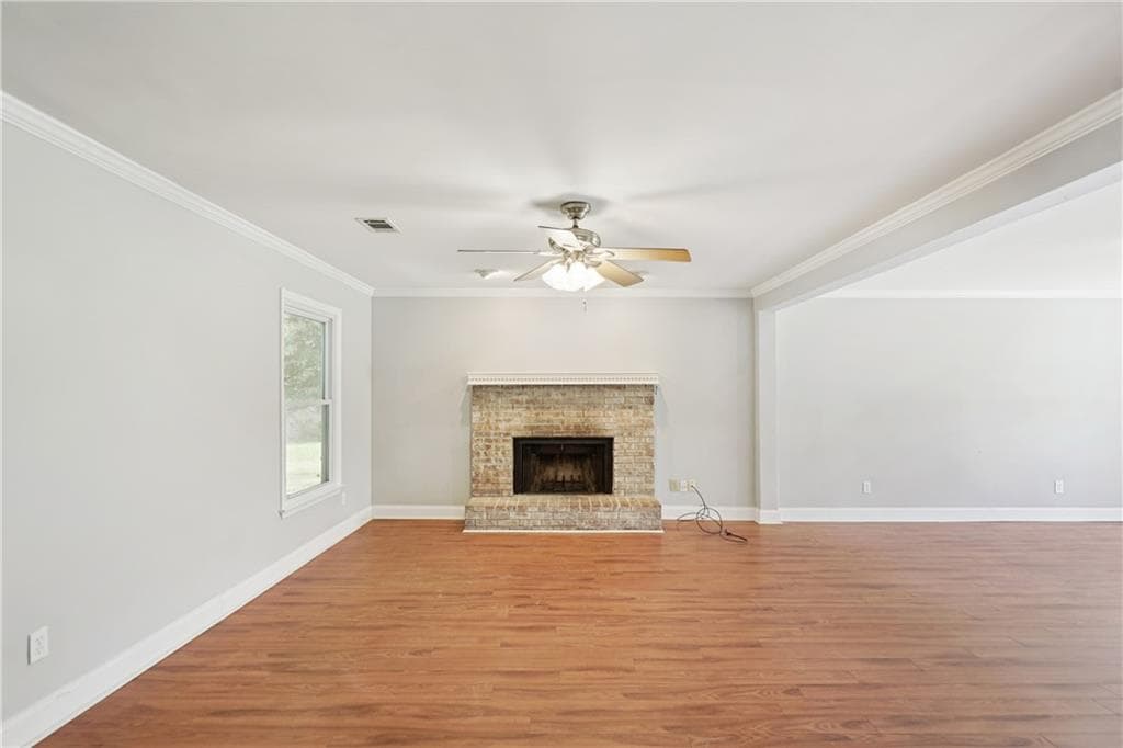 3 bedroom, 3 bathroom, 2,096 sq ft single family residence under contract at 1172 Dogwood Forest Drive, Marietta, GA 30068 — photo 3