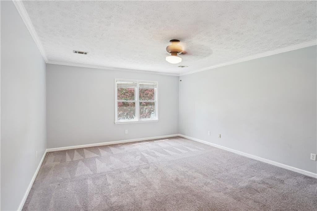 3 bedroom, 3 bathroom, 2,096 sq ft single family residence under contract at 1172 Dogwood Forest Drive, Marietta, GA 30068 — photo 7