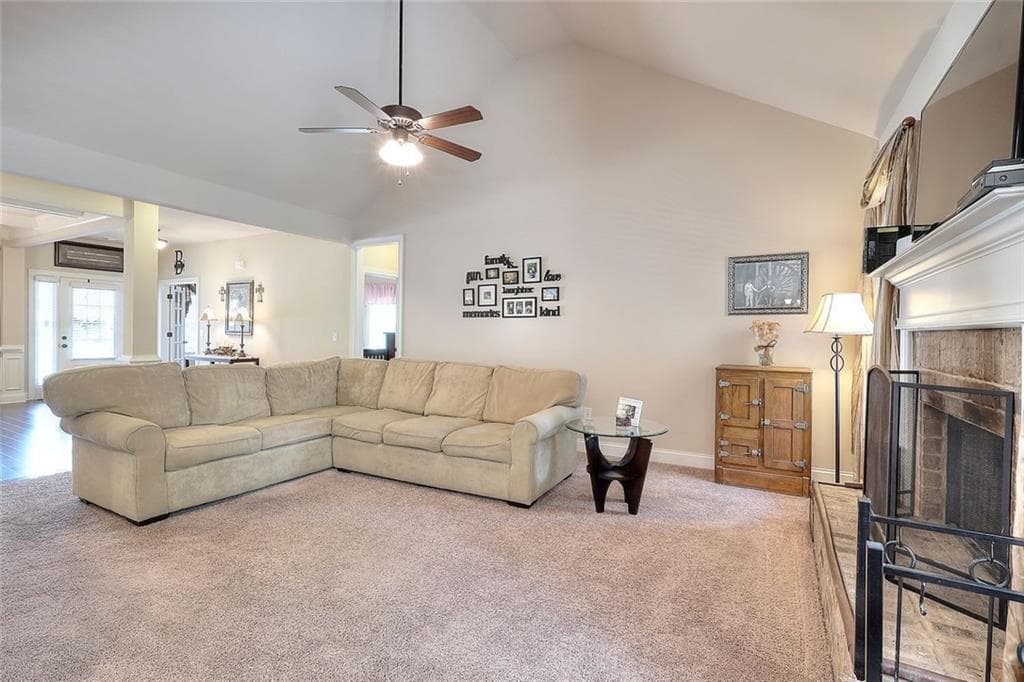 3 bedroom, 2 bathroom, 2,106 sq ft single family residence under contract at 817 Willow Grass Court, Covington, GA 30014 — photo 9
