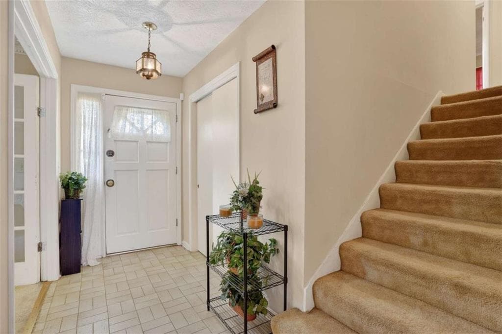 5 bedroom, 4 bathroom, 2,912 sq ft single family residence for sale at 4605 Mercer Road, Stone Mountain, GA 30083 — photo 6