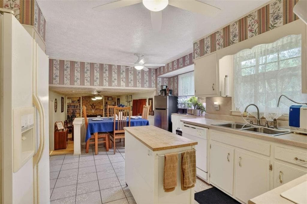 5 bedroom, 4 bathroom, 2,912 sq ft single family residence for sale at 4605 Mercer Road, Stone Mountain, GA 30083 — photo 10