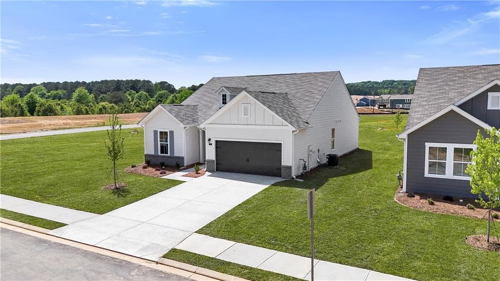 4 bedroom, 2 bathroom, 1,796 sq ft single family residence for sale at 163 Sweet Water Lane, Rome, GA 30161 — photo 4