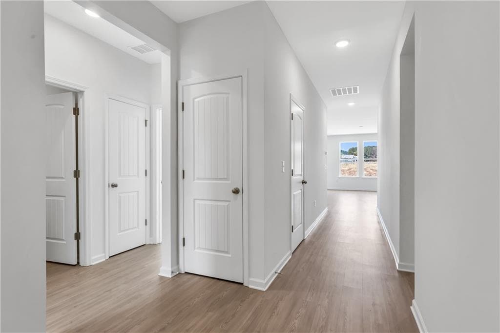 4 bedroom, 2 bathroom, 1,796 sq ft single family residence for sale at 163 Sweet Water Lane, Rome, GA 30161 — photo 7