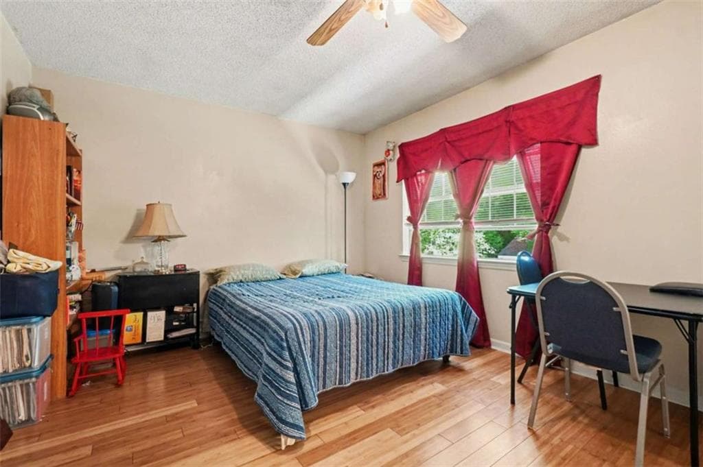 2 bedroom, 3 bathroom, 1,232 sq ft townhouse under contract at 7965 Creekstone Way, Riverdale, GA 30274 — photo 7