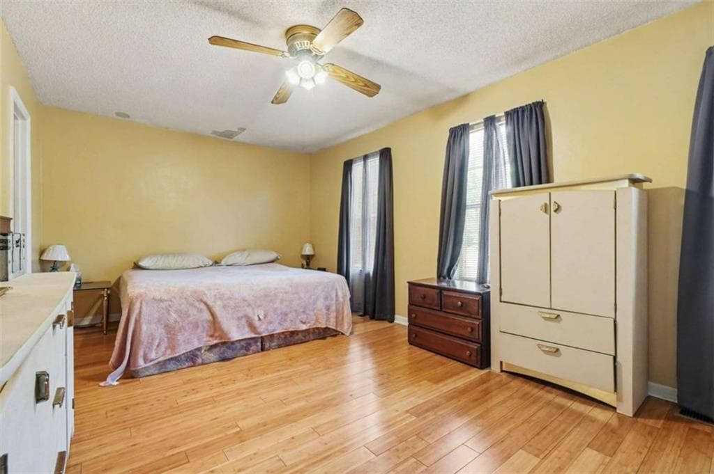 2 bedroom, 3 bathroom, 1,232 sq ft townhouse under contract at 7965 Creekstone Way, Riverdale, GA 30274 — photo 9