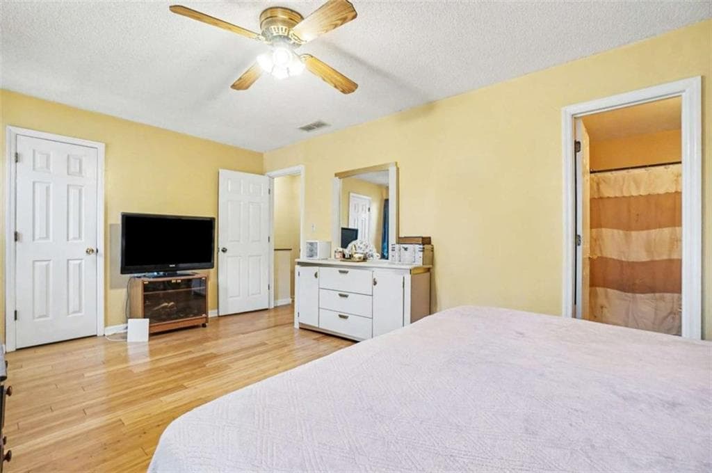 2 bedroom, 3 bathroom, 1,232 sq ft townhouse under contract at 7965 Creekstone Way, Riverdale, GA 30274 — photo 10
