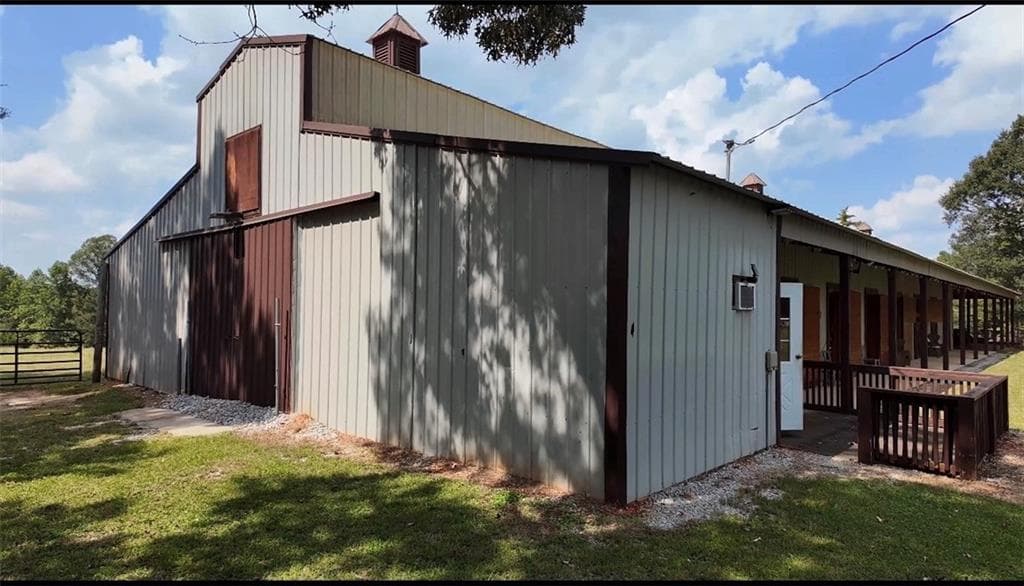 3 bedroom, 2 bathroom single family residence for sale at 2011 Stinchcomb Road, Dewy Rose, GA 30634 — photo 7