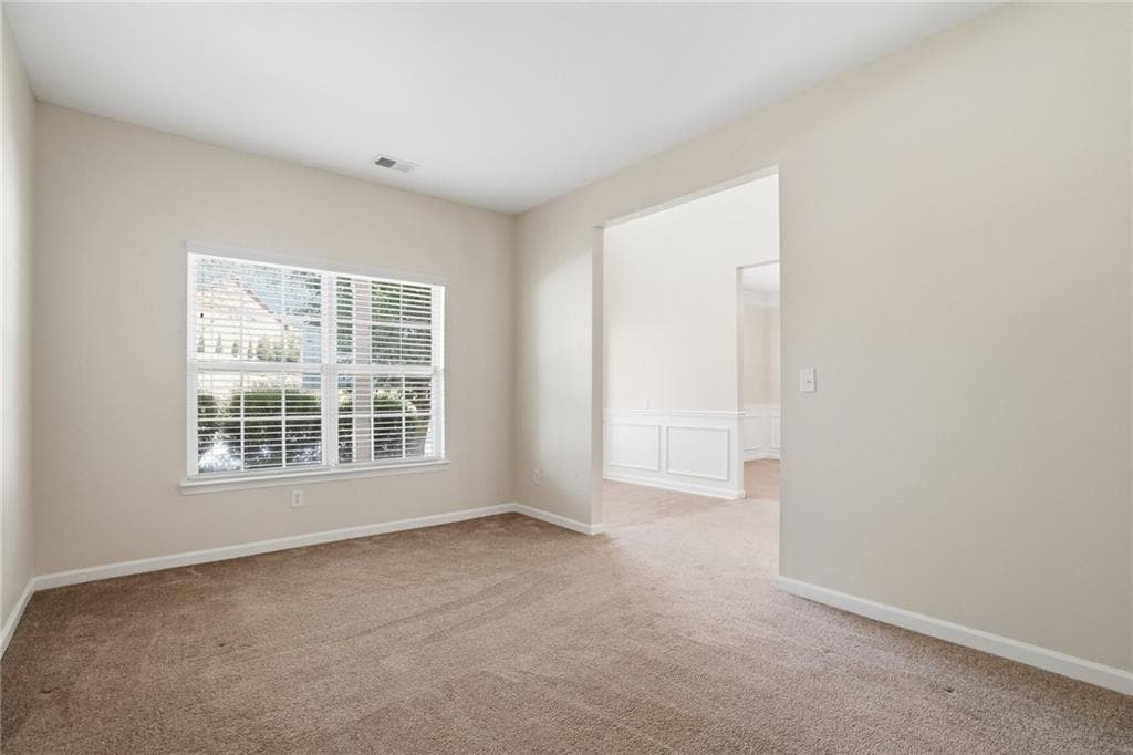 5 bedroom, 3 bathroom, 2,806 sq ft single family residence for sale at 4969 Locherby Drive, Fairburn, GA 30213 — photo 8