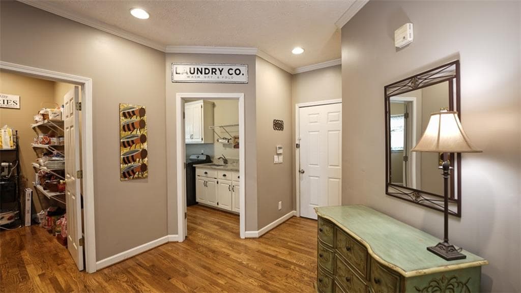 4 bedroom, 5 bathroom, 5,250 sq ft single family residence under contract at 301 Clayton Trail, Canton, GA 30114 — photo 7