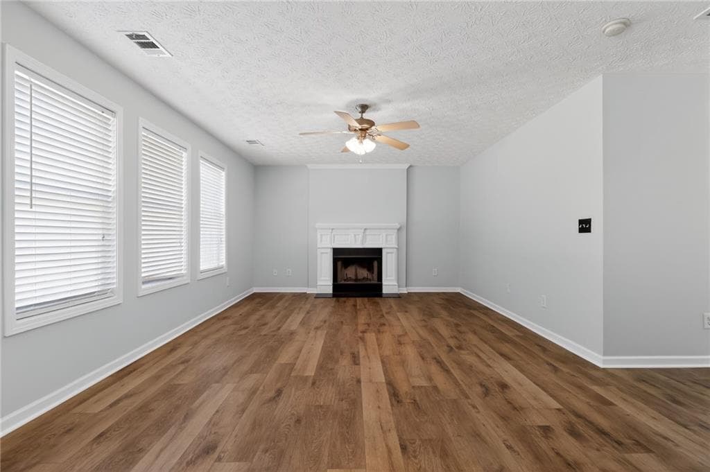 4 bedroom, 3 bathroom, 2,672 sq ft single family residence under contract at 80 Raintree Court, Jefferson, GA 30549 — photo 4