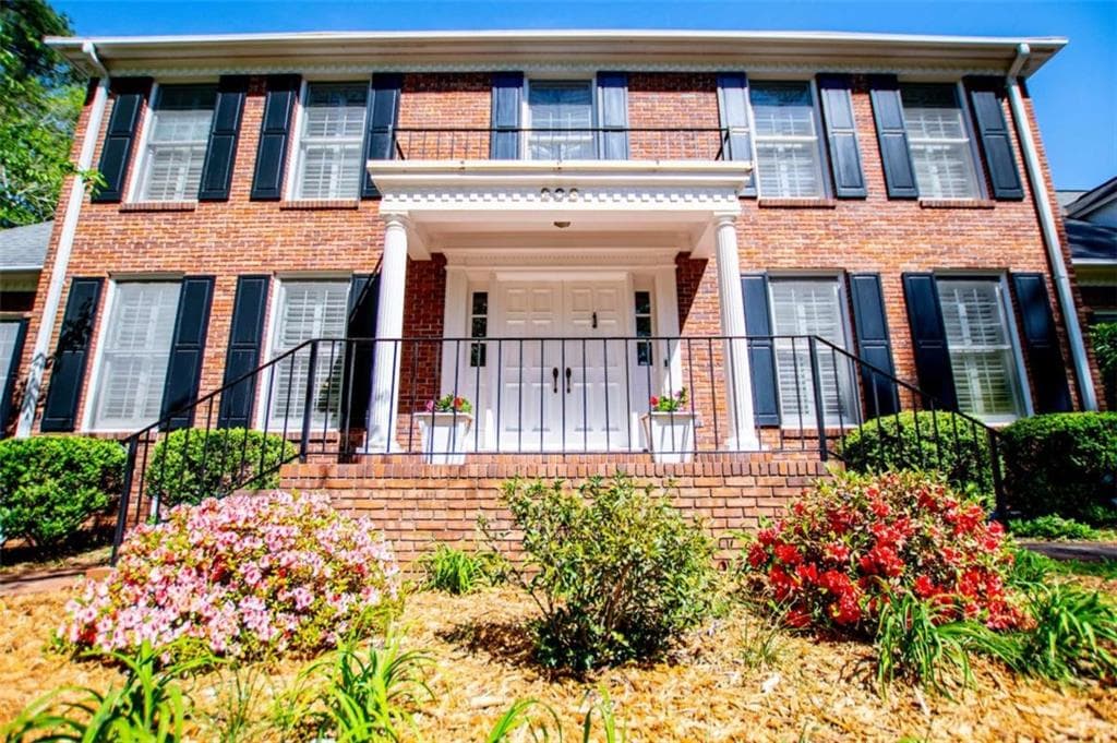 5 bedroom, 5 bathroom, 6,800 sq ft single family residence for sale at 203 S Ole Hickory Trail, Carrollton, GA 30117 — photo 5