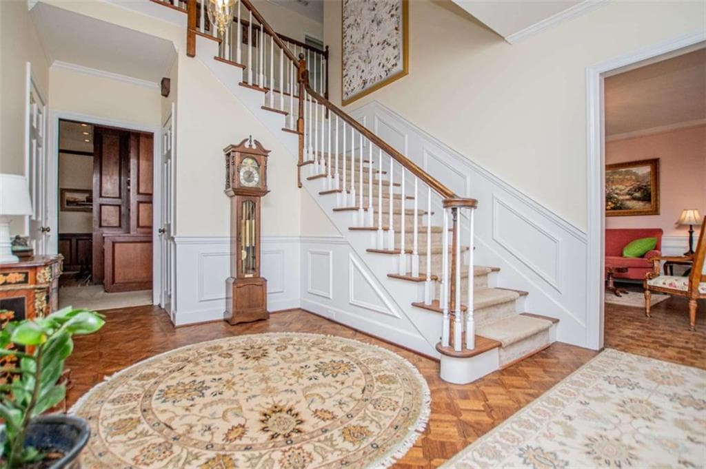 5 bedroom, 5 bathroom, 6,800 sq ft single family residence for sale at 203 S Ole Hickory Trail, Carrollton, GA 30117 — photo 7