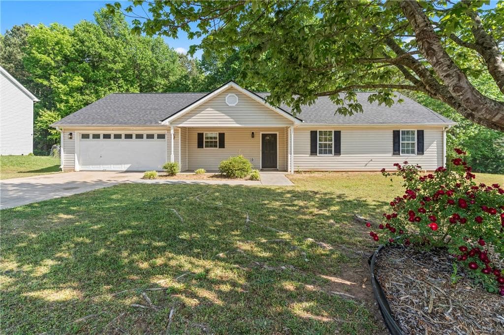 3 bedroom, 2 bathroom, 1,572 sq ft single family residence sold at 185 Brighton Drive, Covington, GA 30016