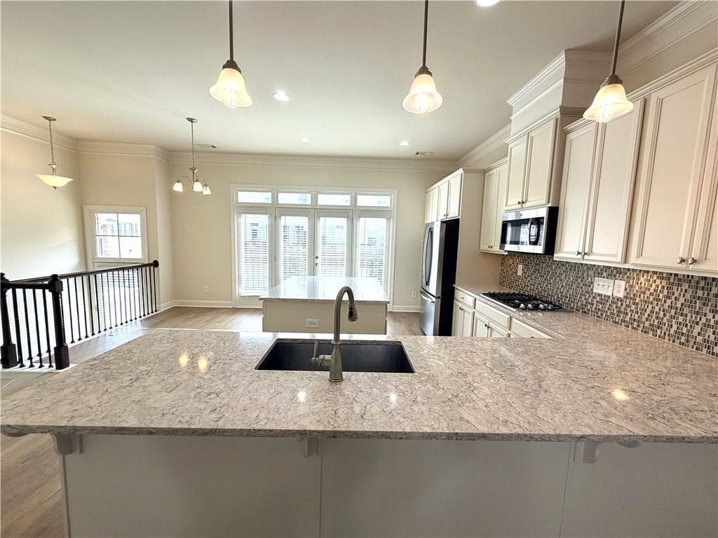4 bedroom, 4 bathroom, 2,517 sq ft townhouse for sale at 1980 Raven Way, Chamblee, GA 30341 — photo 8