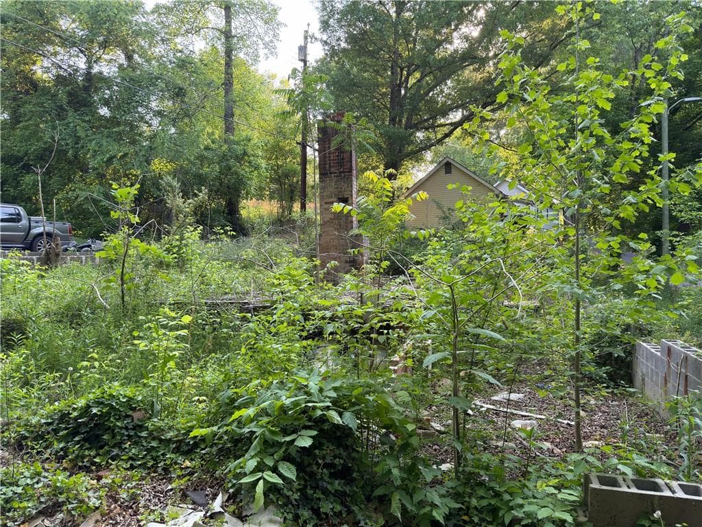 single family residence for sale at 4 Circle Drive, Lindale, GA 30147 — photo 4
