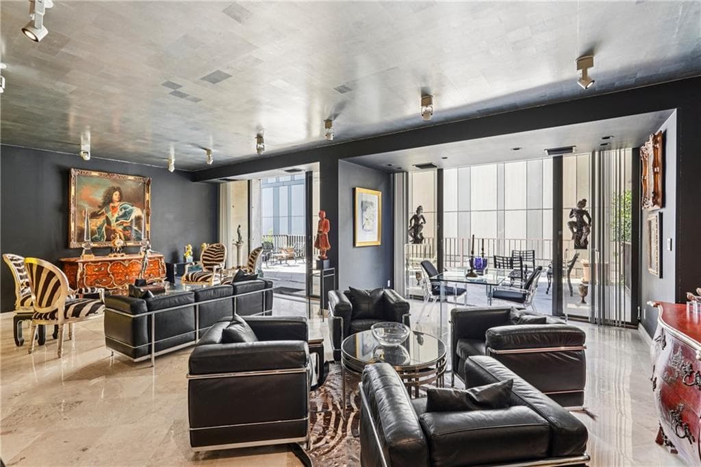 2 bedroom, 2 bathroom, 1,483 sq ft condominium sold at 147 15th Street 4E, Atlanta, GA 30309