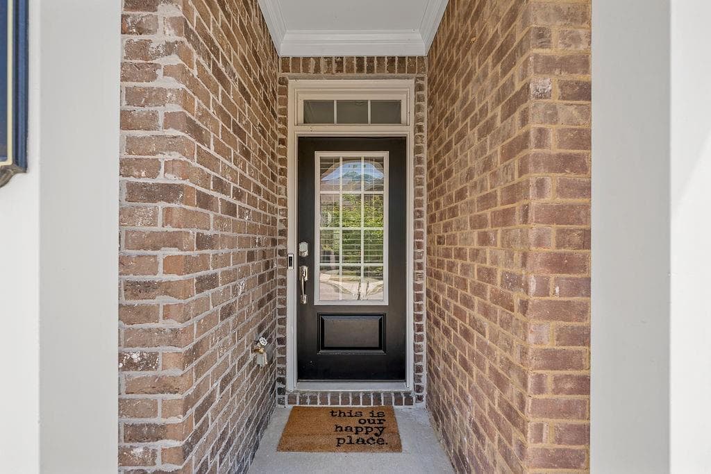 3 bedroom, 3 bathroom, 1,901 sq ft townhouse for sale at 922 Edwin Lane, Sugar Hill, GA 30518 — photo 3