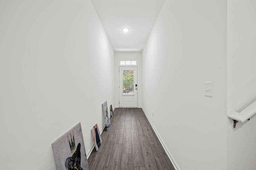3 bedroom, 3 bathroom, 1,901 sq ft townhouse for sale at 922 Edwin Lane, Sugar Hill, GA 30518 — photo 5