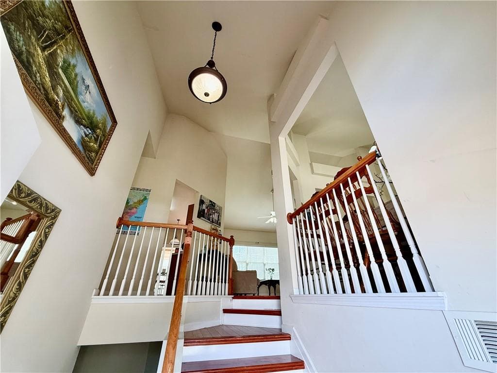 4 bedroom, 3 bathroom, 1,800 sq ft single family residence for sale at 469 Arlington Lane, Commerce, GA 30529 — photo 9