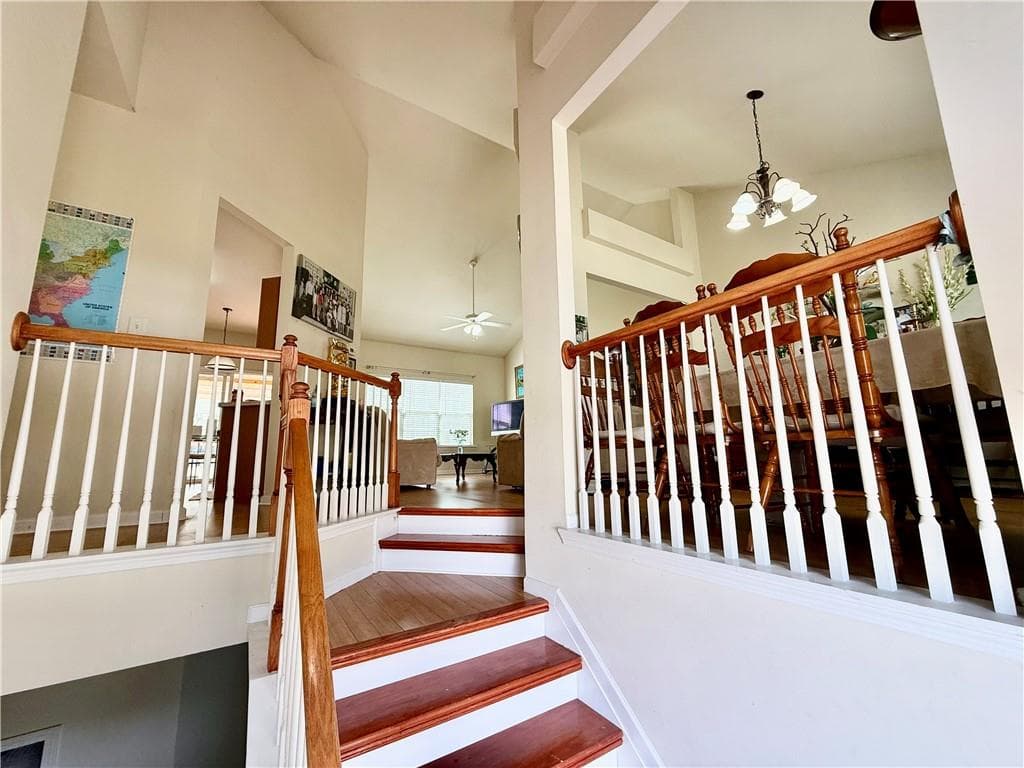 4 bedroom, 3 bathroom, 1,800 sq ft single family residence for sale at 469 Arlington Lane, Commerce, GA 30529 — photo 8