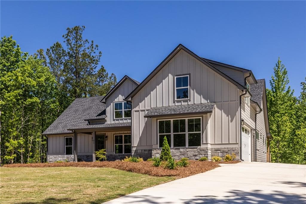5 bedroom, 5 bathroom, 5,233 sq ft single family residence for sale at 41 Lone Bear Path, Dallas, GA 30132 — photo 3